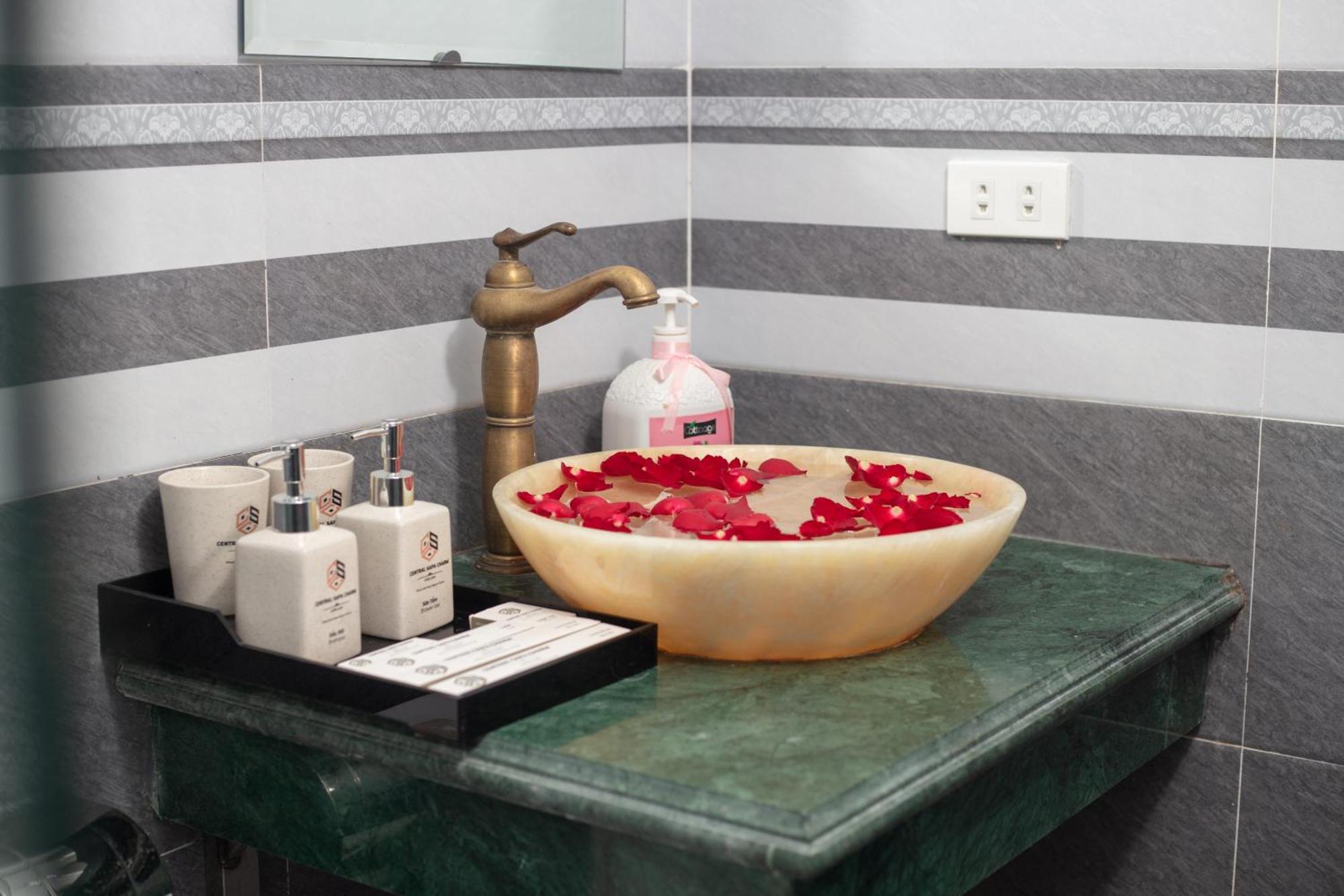 Central Sapa Charm Hotel Экстерьер фото